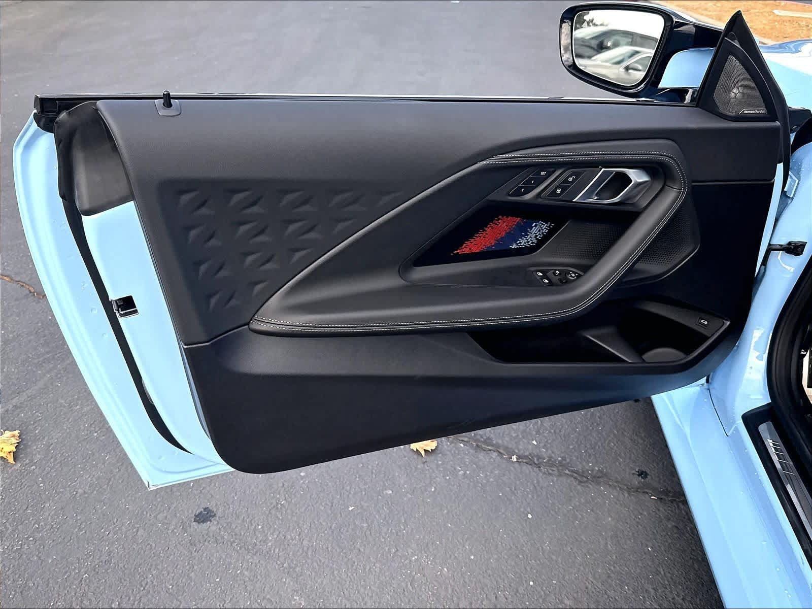 Used 2026 BMW M2 w/ Lighting Package RWD image 21