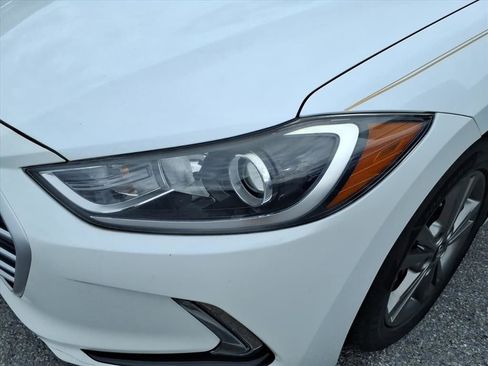 Used 2017 Hyundai Elantra SE w/ SE A/T Tech Package 03 FWD image 4