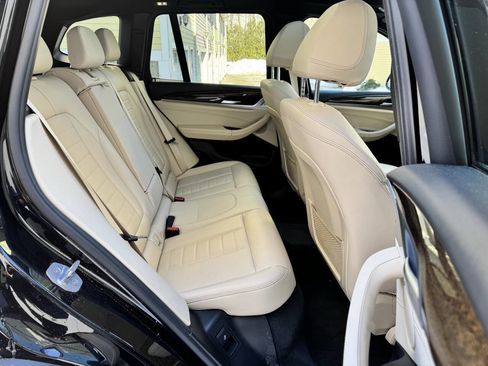 Used 2019 BMW X3 xDrive30i w/ Premium Package image 17