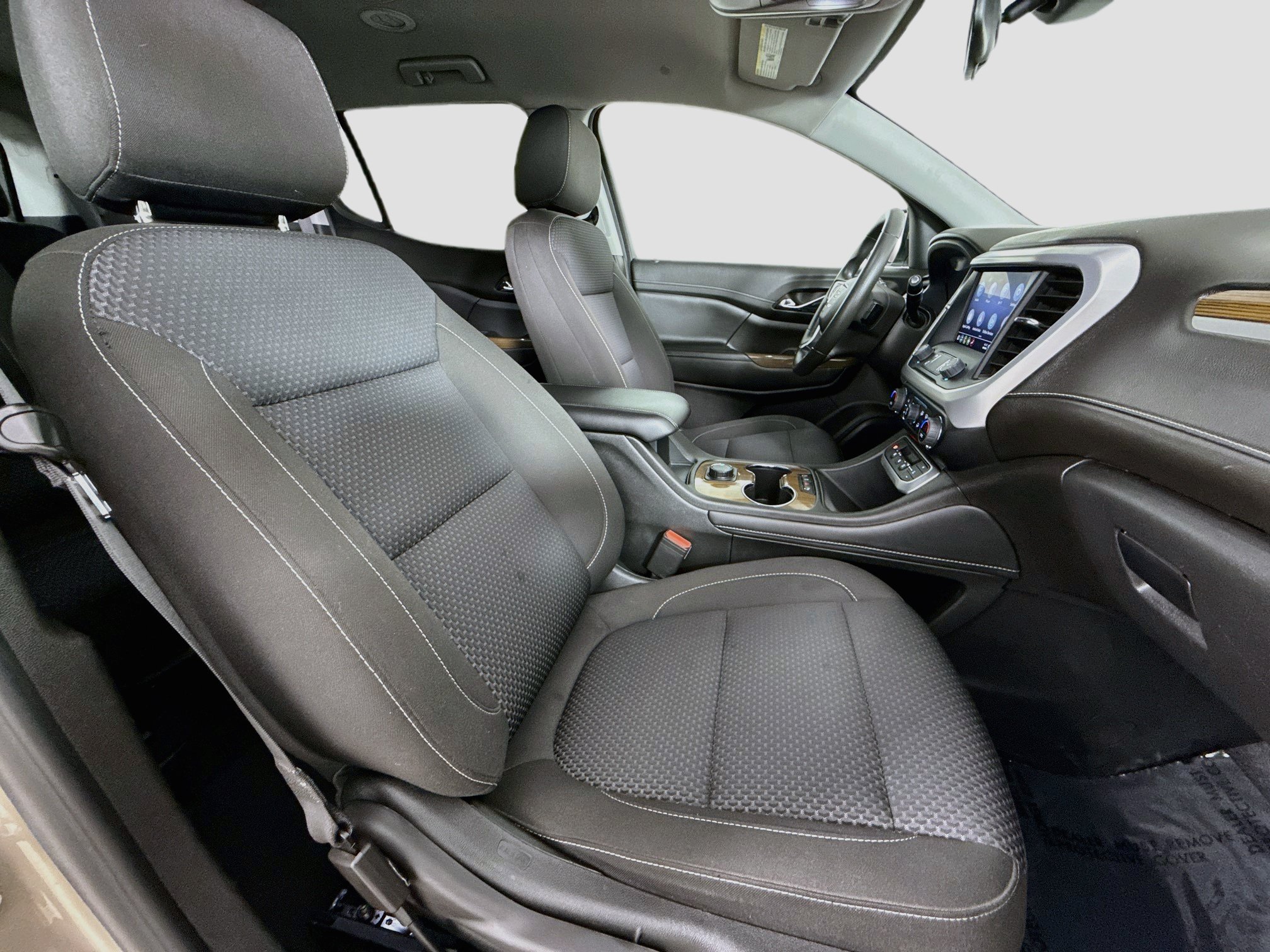 Used 2023 GMC Acadia SLE FWD image 31