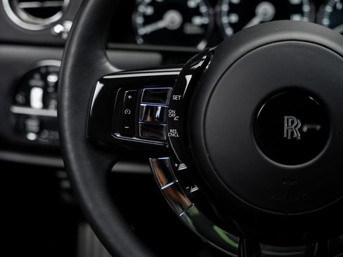 Used 2024 Rolls-Royce Cullinan w/ Cullinan Package AWD/4WD image 46