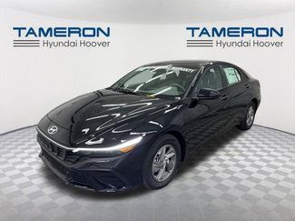 New 2026 Hyundai Elantra SE video 1