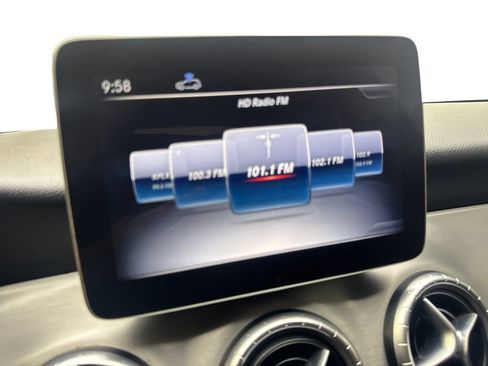 Used 2019 Mercedes-Benz CLA 250 4MATIC image 59