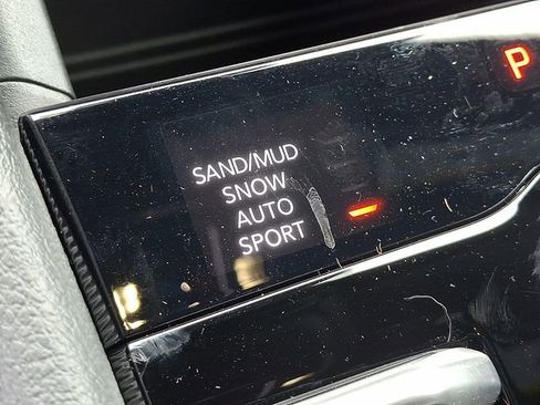 New 2025 Jeep Grand Cherokee L Limited w/ Black Appearance Package image 21