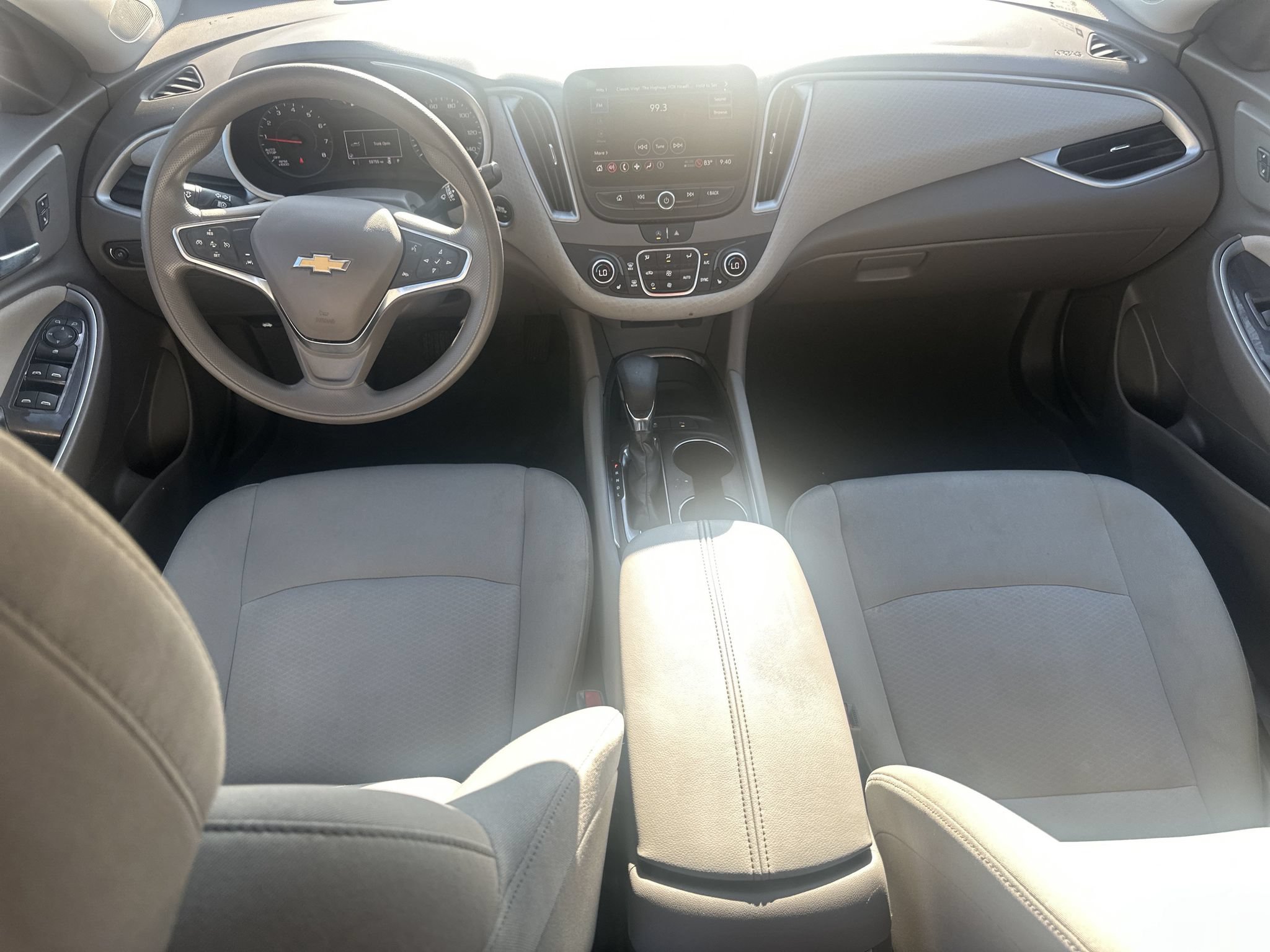 Used 2025 Chevrolet Malibu LT FWD image 22