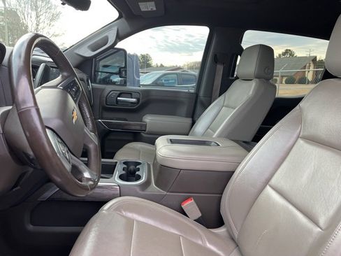 Used 2020 Chevrolet Silverado 1500 LTZ w/ LTZ Premium Package image 5