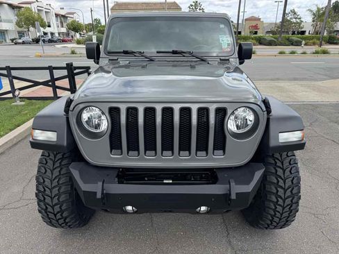 Used 2020 Jeep Wrangler Sport image 11