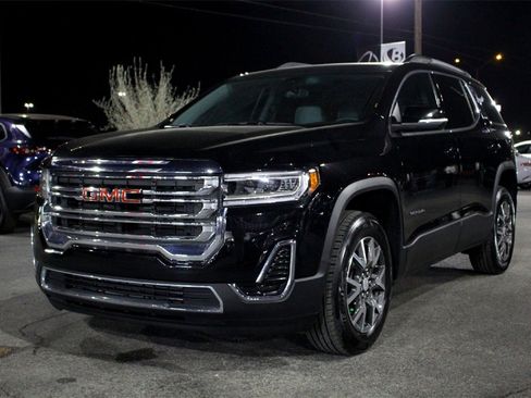 Used 2023 GMC Acadia SLE w/ Driver Convenience Package image 7