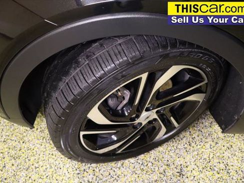 Used 2022 Chevrolet Bolt LT w/ Infotainment Package image 25