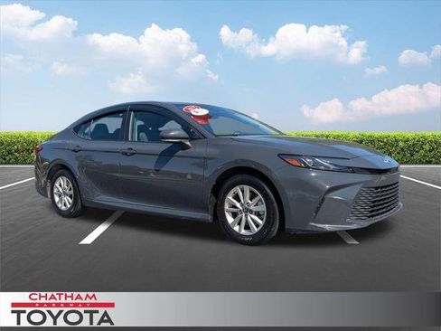 Certified 2025 Toyota Camry LE FWD image 1