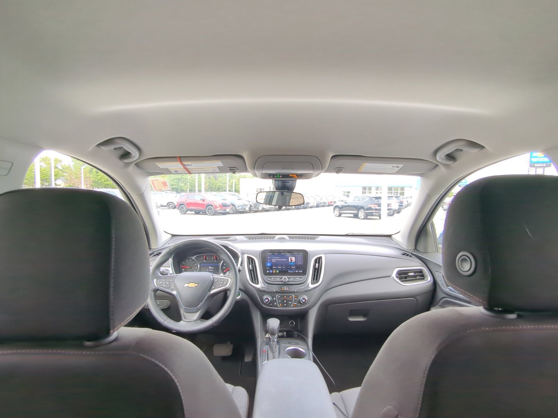 Used 2024 Chevrolet Equinox LT FWD image 12