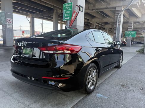 Used 2018 Hyundai Elantra SEL FWD image 5