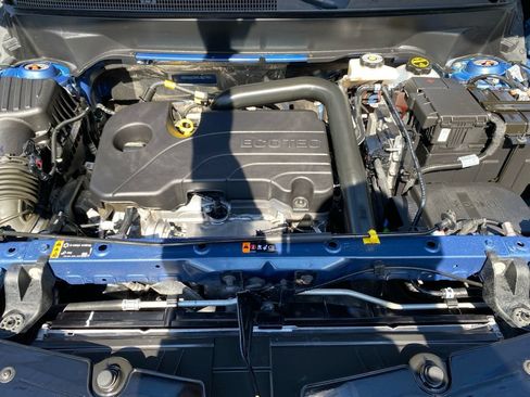 Certified 2024 Chevrolet Equinox Premier AWD/4WD image 32