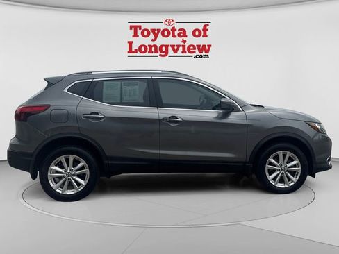 Used 2019 Nissan Rogue Sport SV w/ Technology Package FWD image 6
