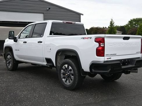 New 2026 Chevrolet Silverado 2500 Custom w/ Custom Value Package AWD/4WD image 8