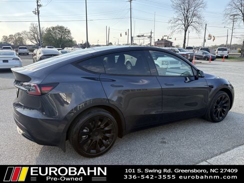 Used 2024 Tesla Model Y Long Range image 29