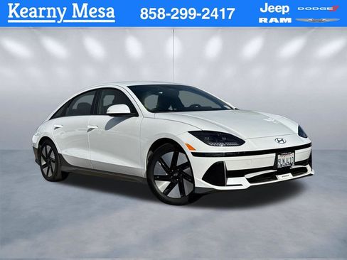 Used 2024 Hyundai Ioniq 6 SE RWD image 1
