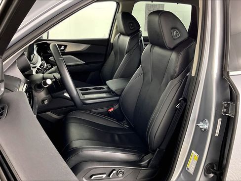 Used 2025 Acura MDX SH-AWD w/ Technology Package image 7