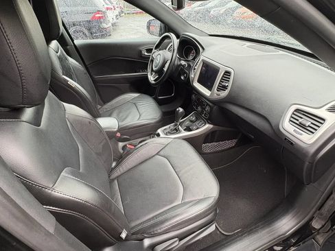 Used 2021 Jeep Compass Latitude AWD/4WD image 27