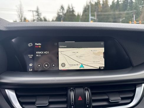 New 2025 Alfa Romeo Stelvio Sprint w/ Convenience Package image 23