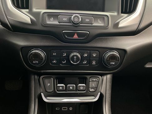 Used 2020 GMC Terrain SLE w/ Driver Convenience Package AWD/4WD image 22
