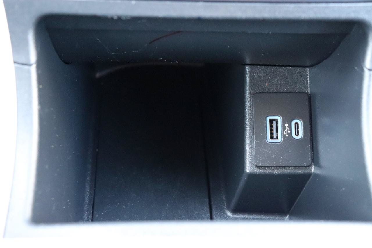 Used 2024 Ford Edge SEL AWD/4WD image 36