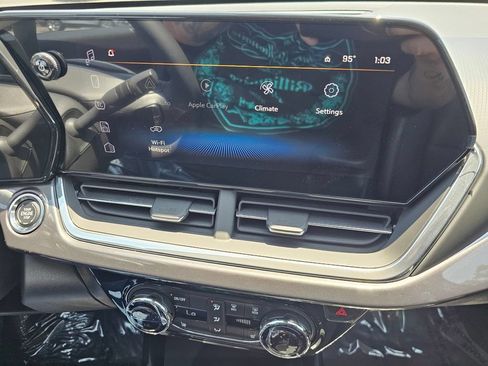 New 2026 Chevrolet Trax ACTIV w/ Driver Confidence Package FWD image 25