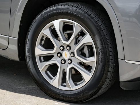 Used 2020 Chevrolet Traverse Premier image 64