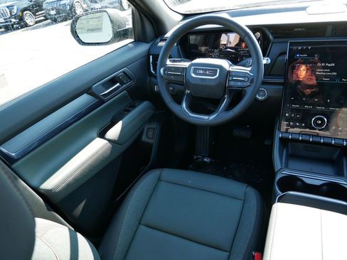 New 2026 GMC Terrain AT4 w/ Convenience Package III image 9