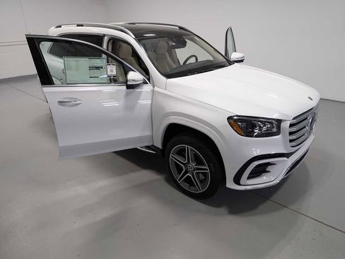 New 2026 Mercedes-Benz GLS 450 4MATIC image 14