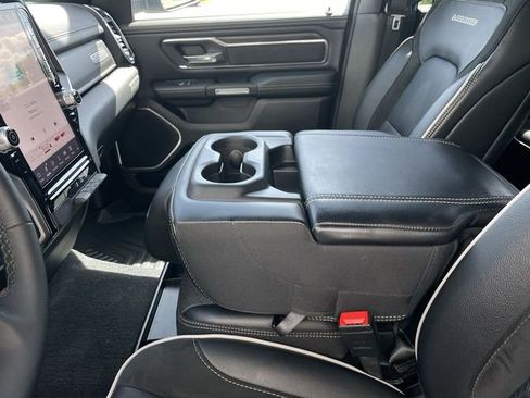Used 2025 RAM 1500 Laramie AWD/4WD image 21