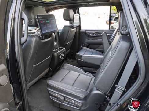 Used 2023 GMC Yukon Denali w/ Denali Reserve Package AWD/4WD image 42