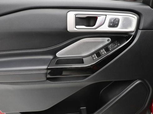 Used 2022 Ford Explorer ST w/ Equipment Group 401A image 17