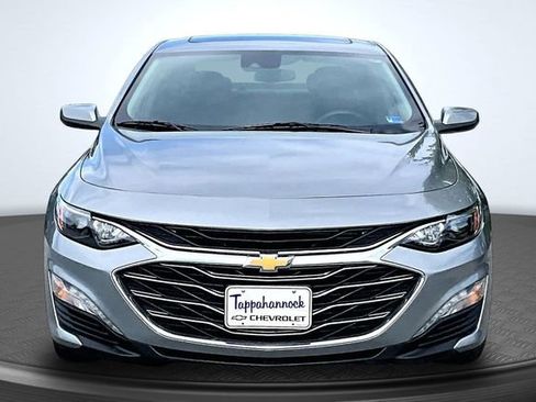 Used 2024 Chevrolet Malibu LT FWD image 2