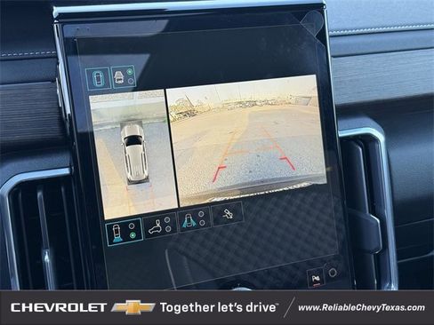 Certified 2025 GMC Acadia Denali image 21