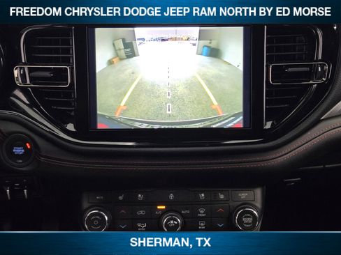 Used 2024 Dodge Durango GT AWD/4WD image 12