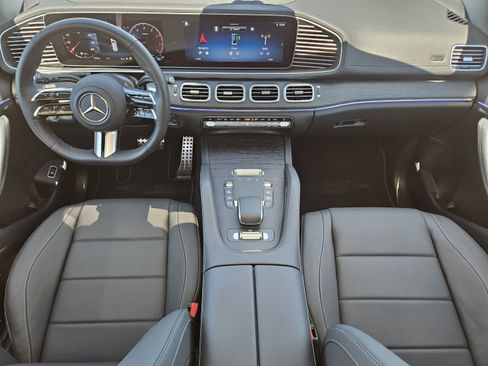 Certified 2026 Mercedes-Benz GLS 450 4MATIC image 8