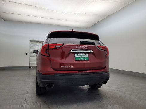 Used 2018 GMC Terrain SLE w/ Driver Convenience Package image 6