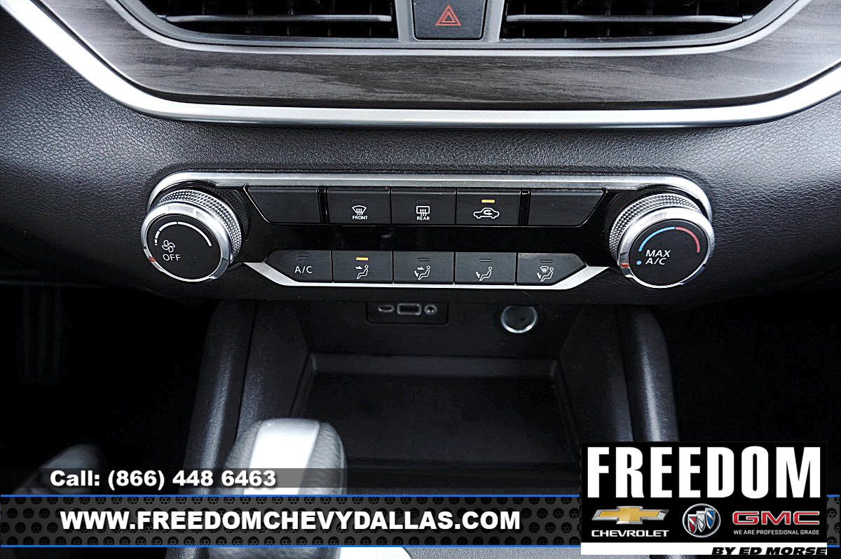 Used 2025 Nissan Altima 2.5 SV FWD image 18