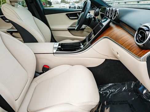 Certified 2024 Mercedes-Benz C 300 4MATIC Sedan image 17