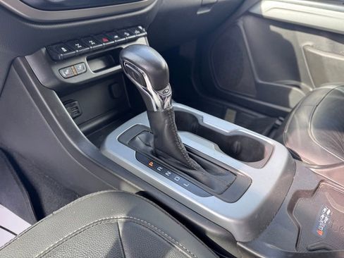 Used 2022 Chevrolet Colorado ZR2 w/ ZR2 Dusk Special Edition image 21