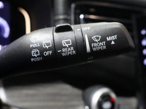 Used 2023 Jeep Wagoneer Series II image 40