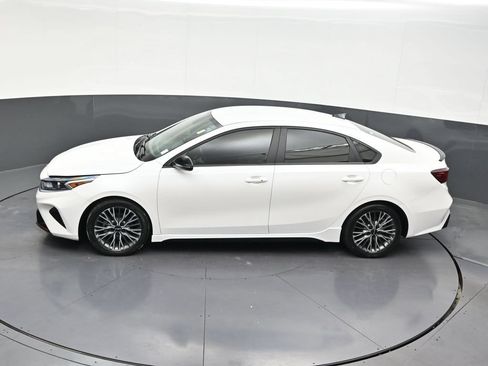Used 2023 Kia Forte GT-Line FWD image 11