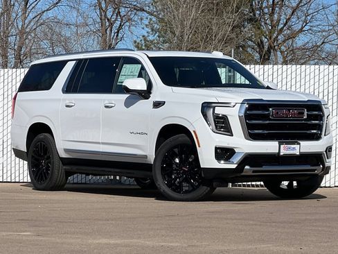 New 2026 GMC Yukon XL Elevation w/ Elevation Premium Package image 2