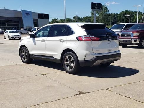 Used 2024 Ford Edge SEL w/ Convenience Package AWD/4WD image 8