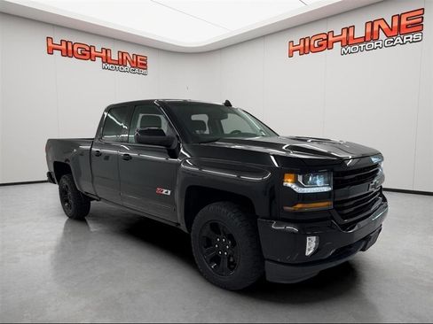 Used 2019 Chevrolet Silverado 1500 LT w/ All Star Edition AWD/4WD image 3