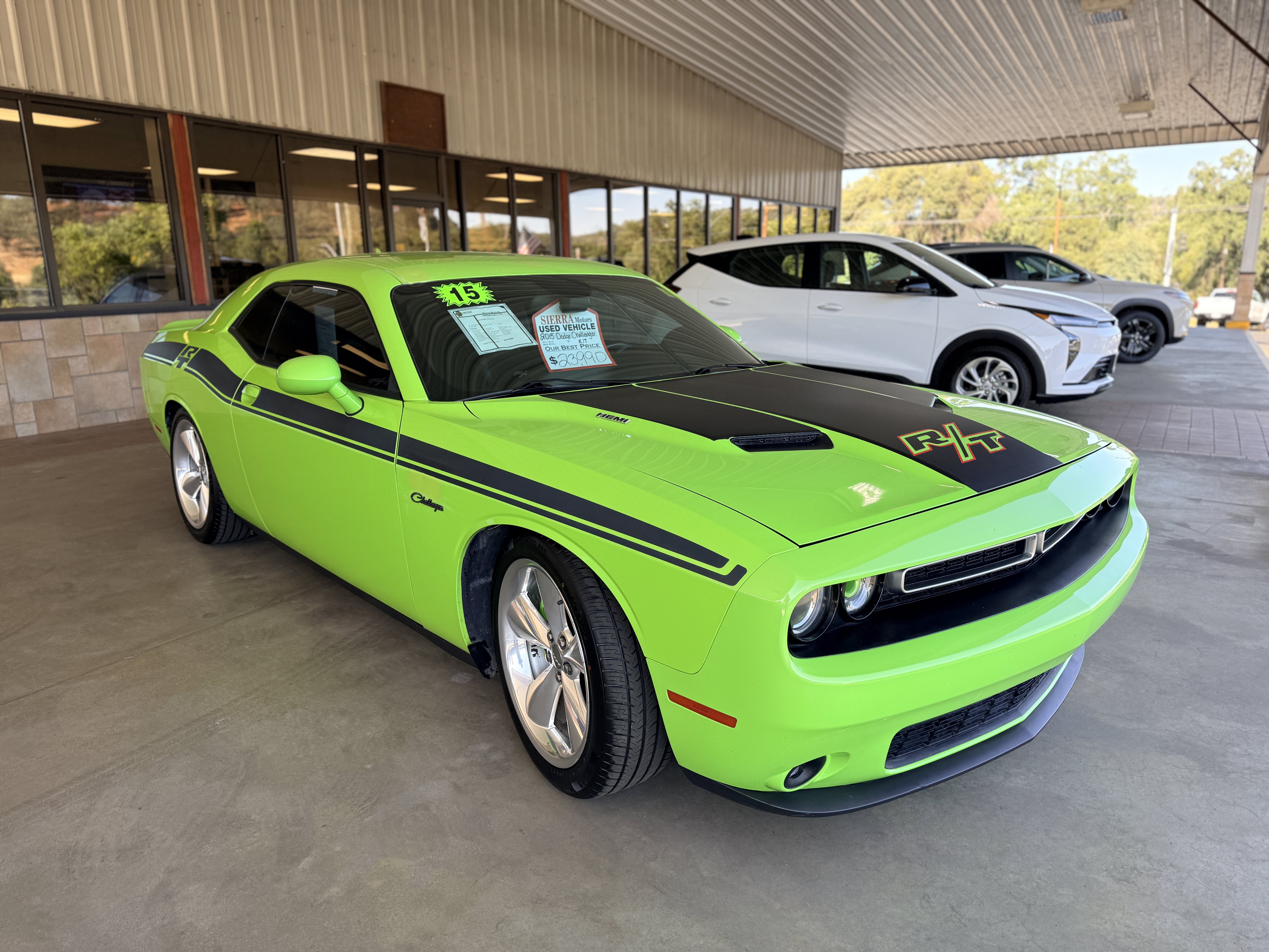 Used 2015 Dodge Challenger R/T Plus RWD image 4