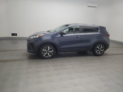 Used 2022 Kia Sportage LX FWD image 2