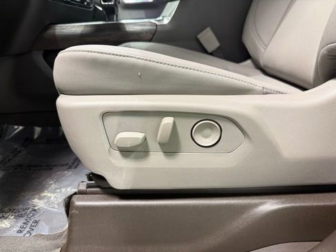 New 2026 GMC Sierra 1500 SLT w/ SLT Premium Package image 13