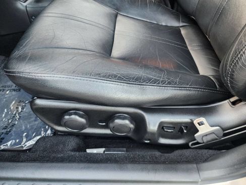 Used 1994 Nissan Maxima SE image 21